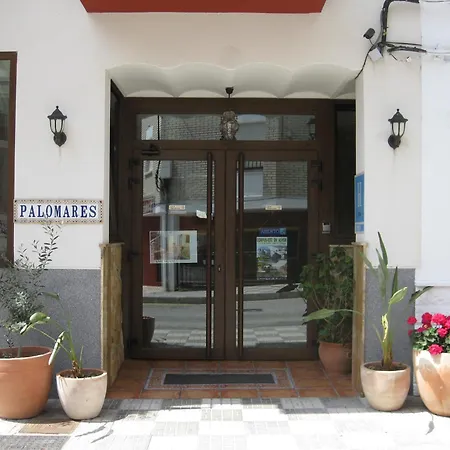Pensión Palomares 2*